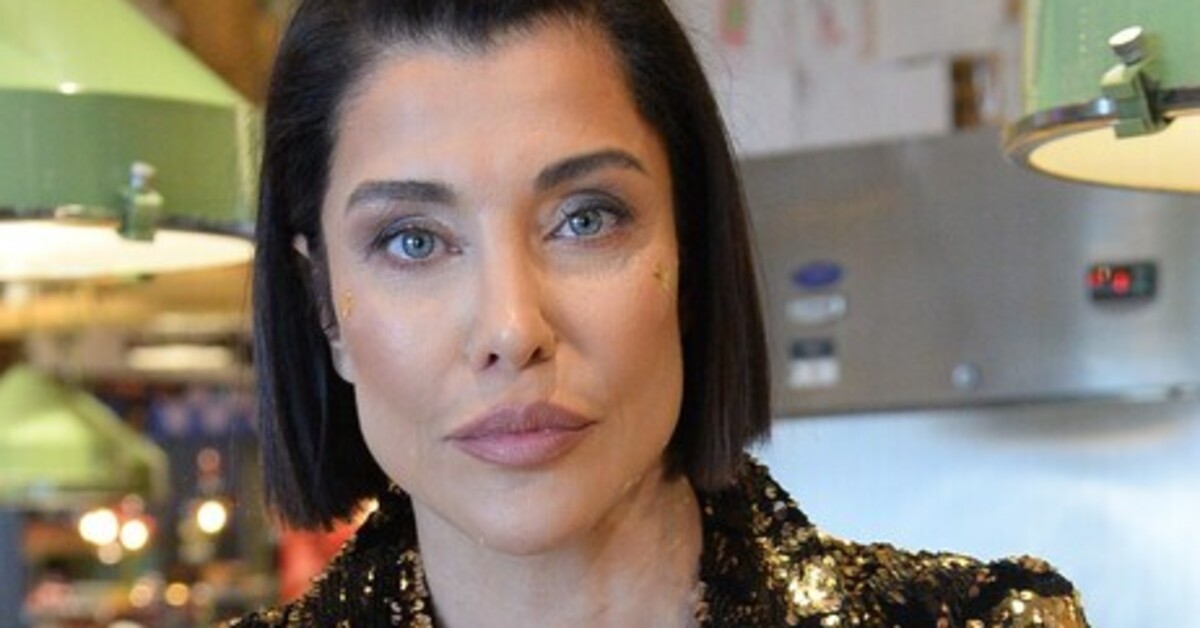 Deniz Akkaya hakkında gözaltı kararı